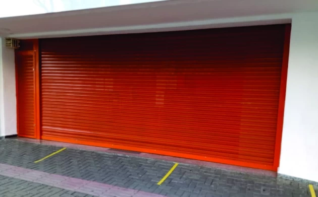 PORTAS DE ENROLAR DF SERRALHERIA E PORTAS AUTOMÁTICAS